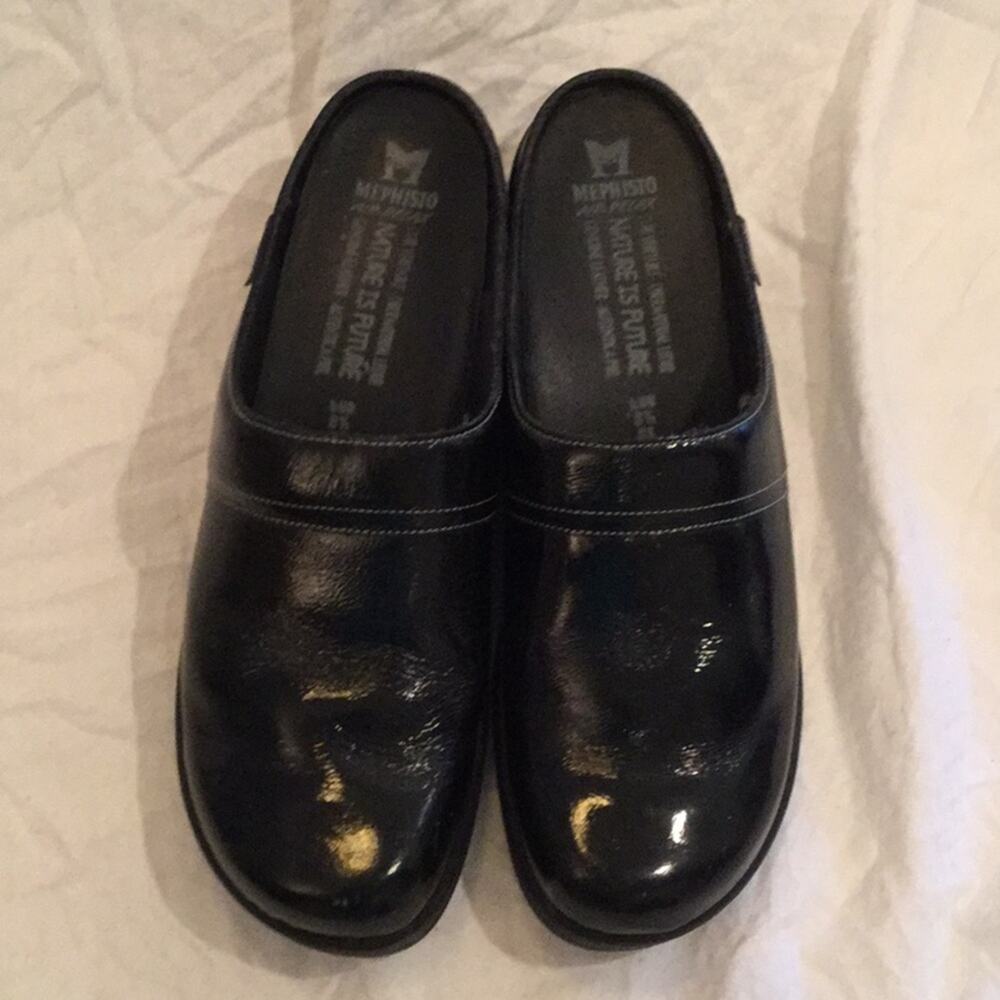 Mephisto black patent leather clog 11 b guc